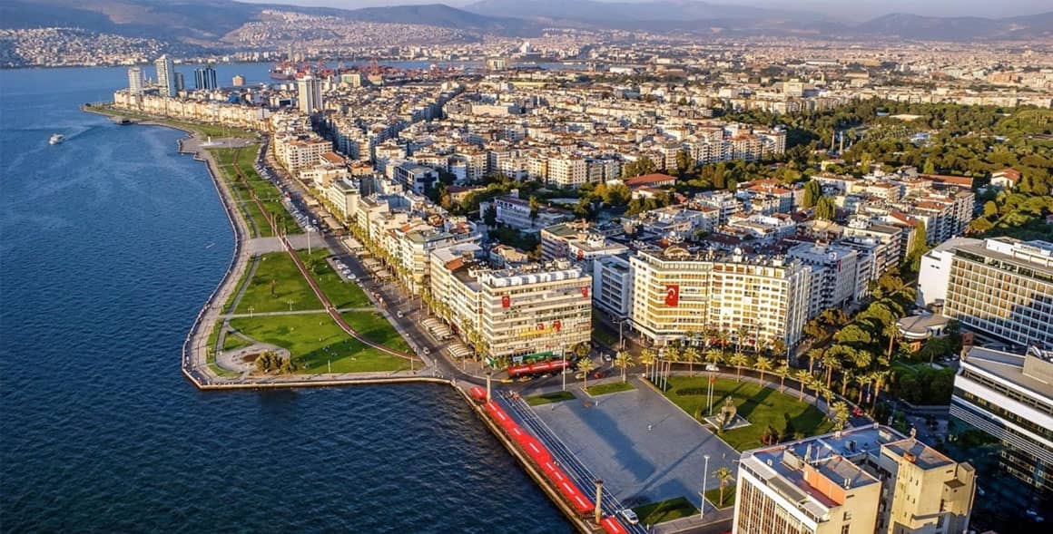 İzmir'e Genel Bakış